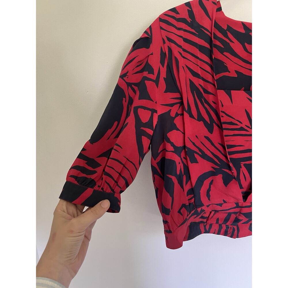 VTG Christian Dior Sportswear Size 10 Printed Silk Cropped Blouse Tropical Red - Picture 5 of 9